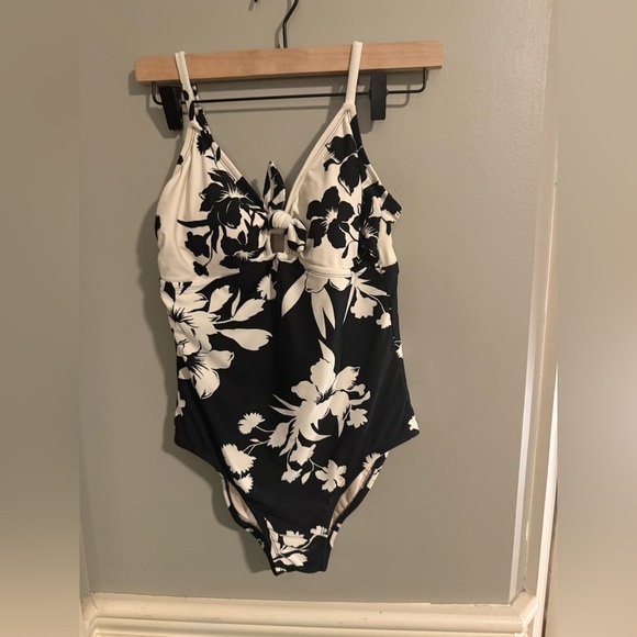 Kona Sol Black and White Floral One Piece Swimsuit - Picture 1 of 7